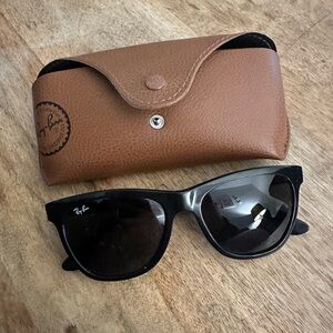 Ray-Ban Black Sunglasses with Case